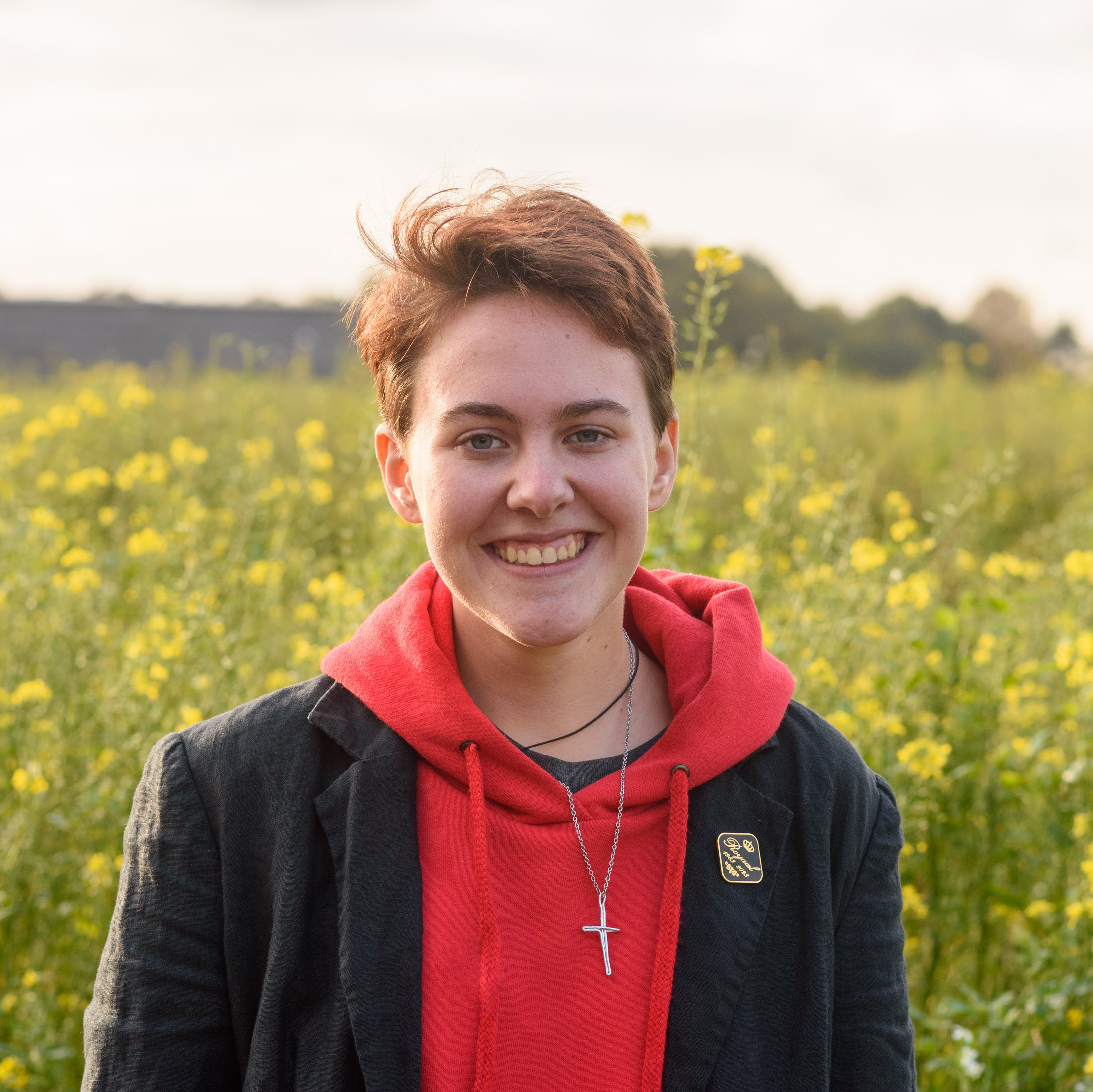 foto van Juna in een grasveld
